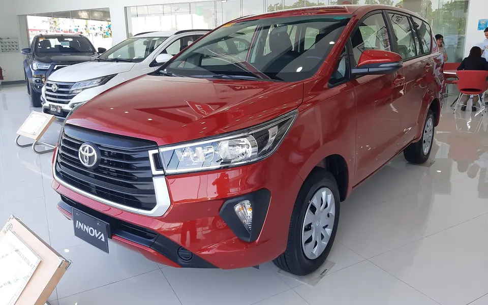 Toyota Innova Crysta